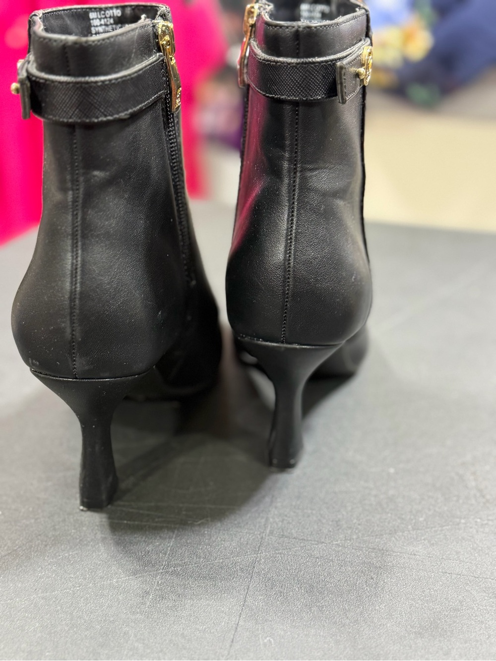 Liz Claiborne Black Leather Pointed Ankle Heeled Boots - Picture 5 of 10